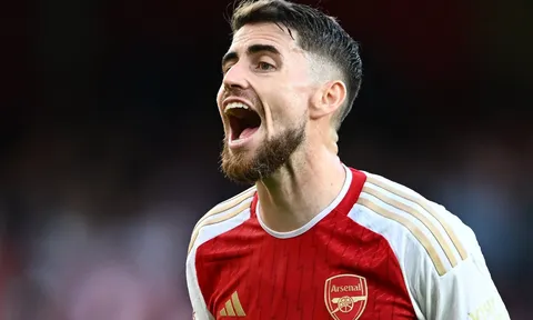 XONG! Jorginho chốt tương lai tại Arsenal