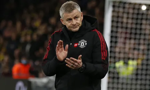 Chủ tịch lên tiếng, Solskjaer nối dài cảnh thất nghiệp
