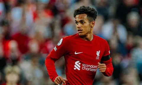 Hoàn tất thủ tục, Liverpool chốt luôn khả năng bán sao trẻ