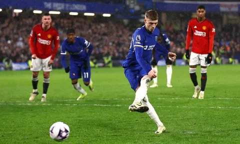 Fabregas: “Cậu ấy là mẫu cầu thủ mọi CLB đều cần”