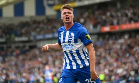 Fabrizio Romano giải thích thương vụ Evan Ferguson của Arsenal
