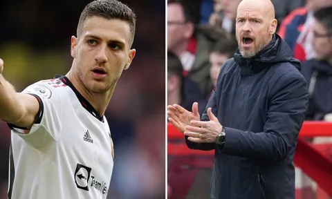 Fan MU khen Ten Hag hết lời với phát kiến để Dalot tỏa sáng