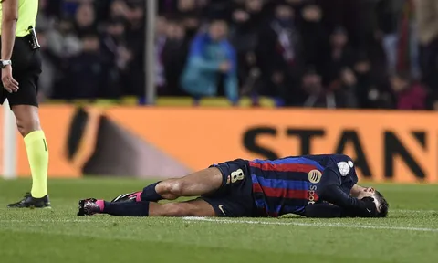 Barcelona đón cú sốc