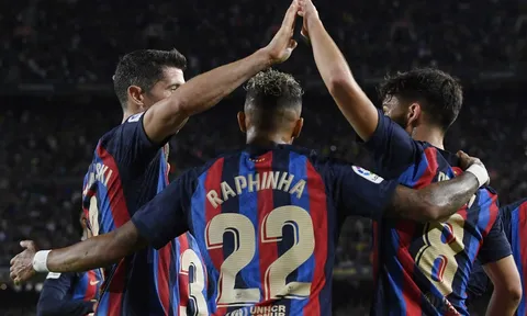 Barca cùng lúc đón 3 cú hích trước đại chiến Real Madrid