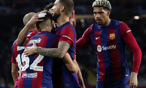 3 cầu thủ đưa Barcelona lên đỉnh
