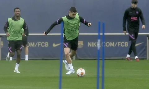 Barca sẵn sàng đẩy đi 3 tiền đạo cực chất, có mục tiêu của Arsenal và M.U