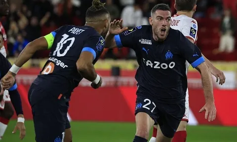 Người cũ Arsenal ấn định trận cầu 5 bàn phút 90+8