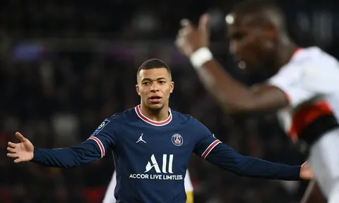 "M.U liệu có ở cùng đẳng cấp với Mbappe không?"