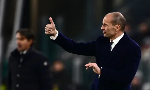 Max Allegri: “Chúng tôi đã quá ngây thơ”