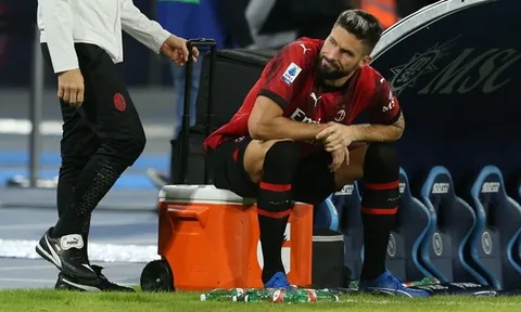 Olivier Giroud bày tỏ sự thất vọng sau trận hòa trước Napoli