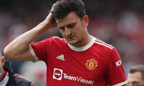 Ferdinand muốn Carrick làm 1 việc với Maguire khi lên nắm Man Utd