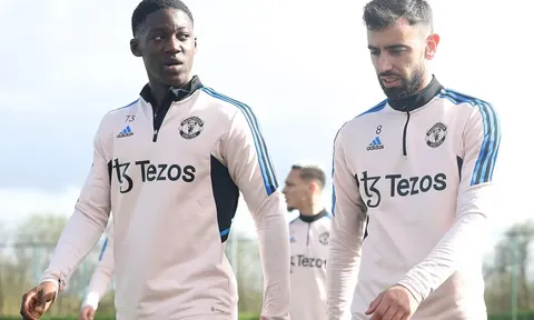 Fernandes: “Cậu xứng đáng với thành quả này”