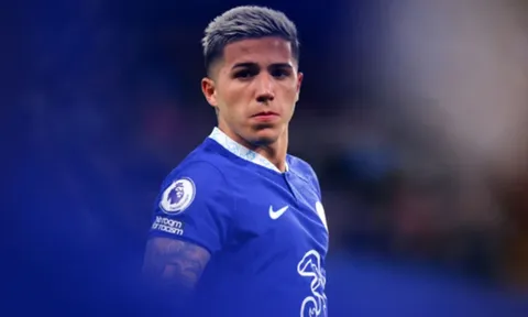 "Chelsea là một câu lạc bộ có nhiều tiền hơn cả Chúa"