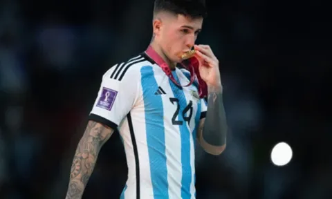 Man United dẫn đầu cuộc đua chiêu mộ nhà vô địch World Cup