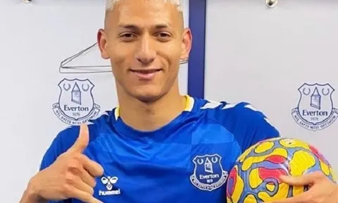 Bị từ chối 2 bàn trước Arsenal, sao Everton nói đúng 1 từ