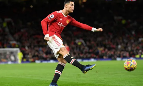 Xác nhận! Ronaldo nhanh chóng chốt tương lai ở M.U
