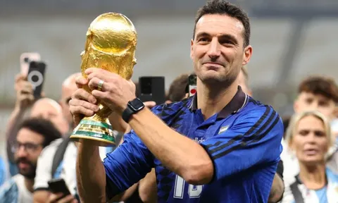 FIFA chính thức công bố 3 HLV xuất sắc nhất năm