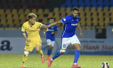 FIFA xử CLB Quảng Ninh thua ngoại binh Brazil