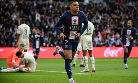 Figo đồng tình với Haaland về Mbappe