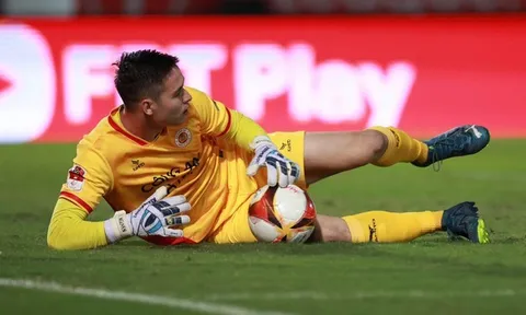 Filip Nguyễn "gây bão"; ĐNÁ thán phục CLB Hà Nội; HLV Gong có 5 trận tại CAHN