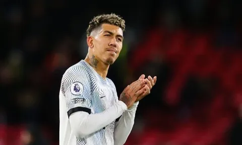 Roberto Firmino nên nhận được điều mà Mane đã không có tại Liverpool