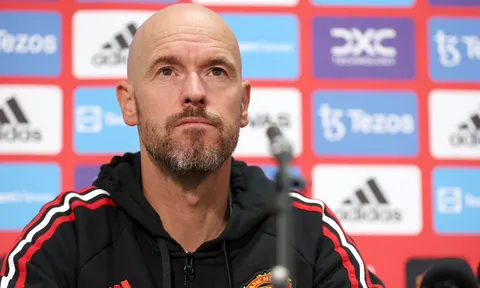 "McTominay, Fred, Wan-Bissaka và Maguire sẽ rời Man Utd"