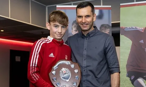 Arsenal nhắm đến thần đồng Scotland