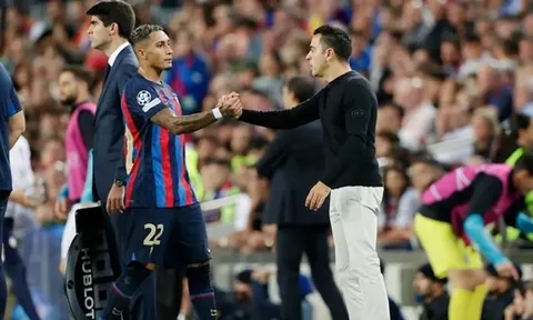 Gây thất vọng, sao Brazil bị Xavi "trừng phạt"