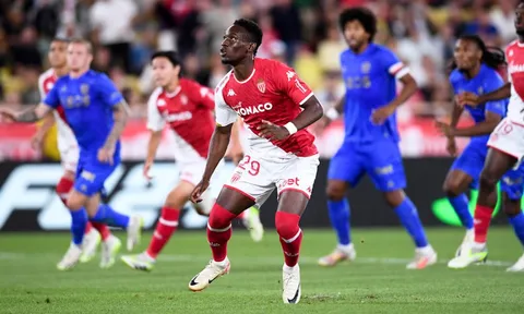 CHOÁNG! Rời Arsenal, thảm họa Balogun đá hỏng 2 quả 11m khiến đội nhà ôm hận