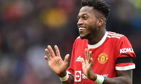 Fred ngạc nhiên trước hành động gây sốc của Ronaldo