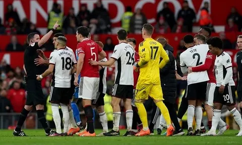 Roy Keane: "90 giây điên rồ"