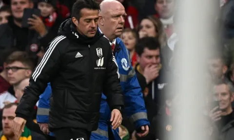 Fulham thua tức tưởi, HLV Marco Silva nói lời bất phục M.U