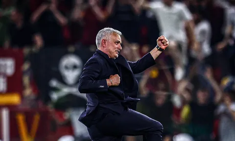 Điên rồ Jose Mourinho