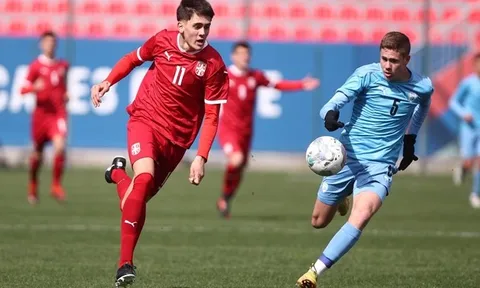 Borussia Dortmund tranh tài năng trẻ người Serbia với Real, Barca