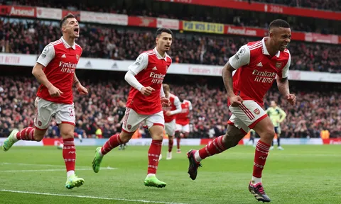 Gabriel Jesus bay cao với Arsenal: Điệu samba ở Emirates