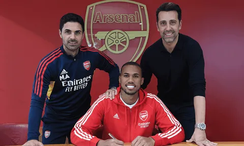 CHÍNH THỨC! Arsenal công bố chữ ký nâng tầm hàng thủ, hợp đồng 5 năm