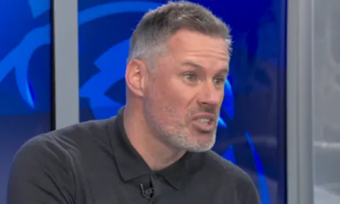 Sao Arsenal khiến Carragher phải nhận sai
