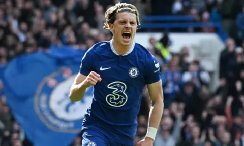 Rõ vụ Chelsea đổi Gallagher lấy Moises Caicedo