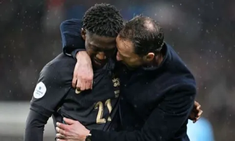 Gareth Southgate đã có Modric, Pirlo của riêng mình