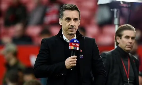 Gary Neville tin Newcastle mạnh hơn cả Chelsea lẫn Liverpool