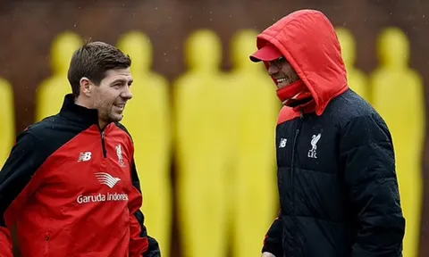"Tôi nghĩ Gerrard sẽ trở thành HLV trưởng Liverpool"