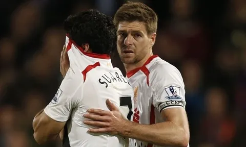 "Gerrard đã nói với tôi hãy ở lại Liverpool 1 năm nữa"