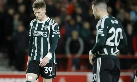 Để Scott McTominay đá tiền vệ phòng ngự là một thảm họa