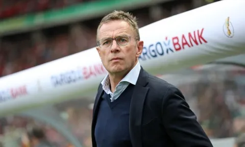 Thái độ của cả đội Man Utd dành cho Rangnick
