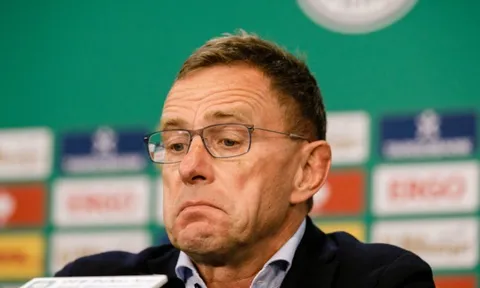 Tới OTF, Rangnick thay Sir Alex thực hiện kế hoạch quan trọng ở M.U