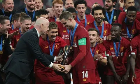 3 lần giành cú ăn ba lịch sử của Liverpool