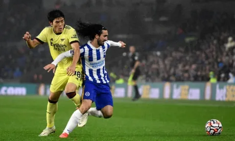 Vừa được Arsenal thưởng, Tomiyasu đã nhận chỉ thị từ Mikel Arteta