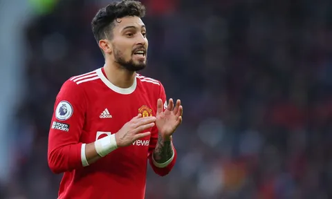 Alex Telles thừa nhận Man Utd có hai cầu thủ đẳng cấp thế giới