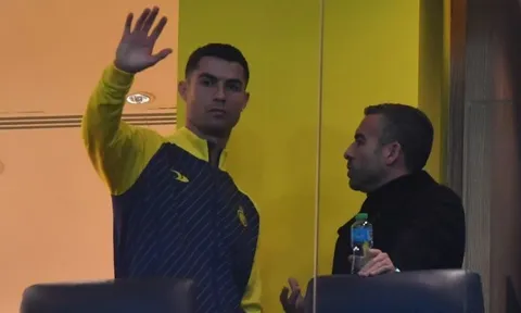 Điên rồ Cristiano Ronaldo