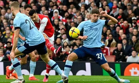Vì sao Mikel Arteta tức giận với Gabriel Martinelli?